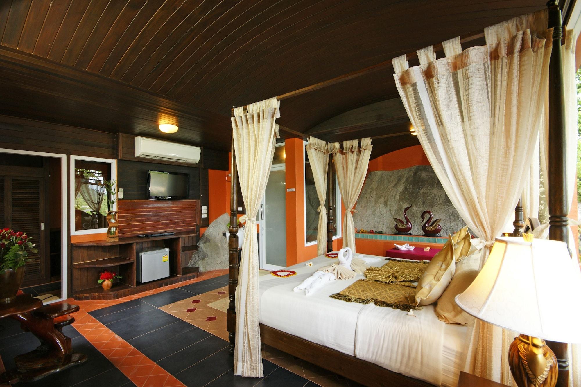 Sea Breeze - Sha 3* Haad Rin