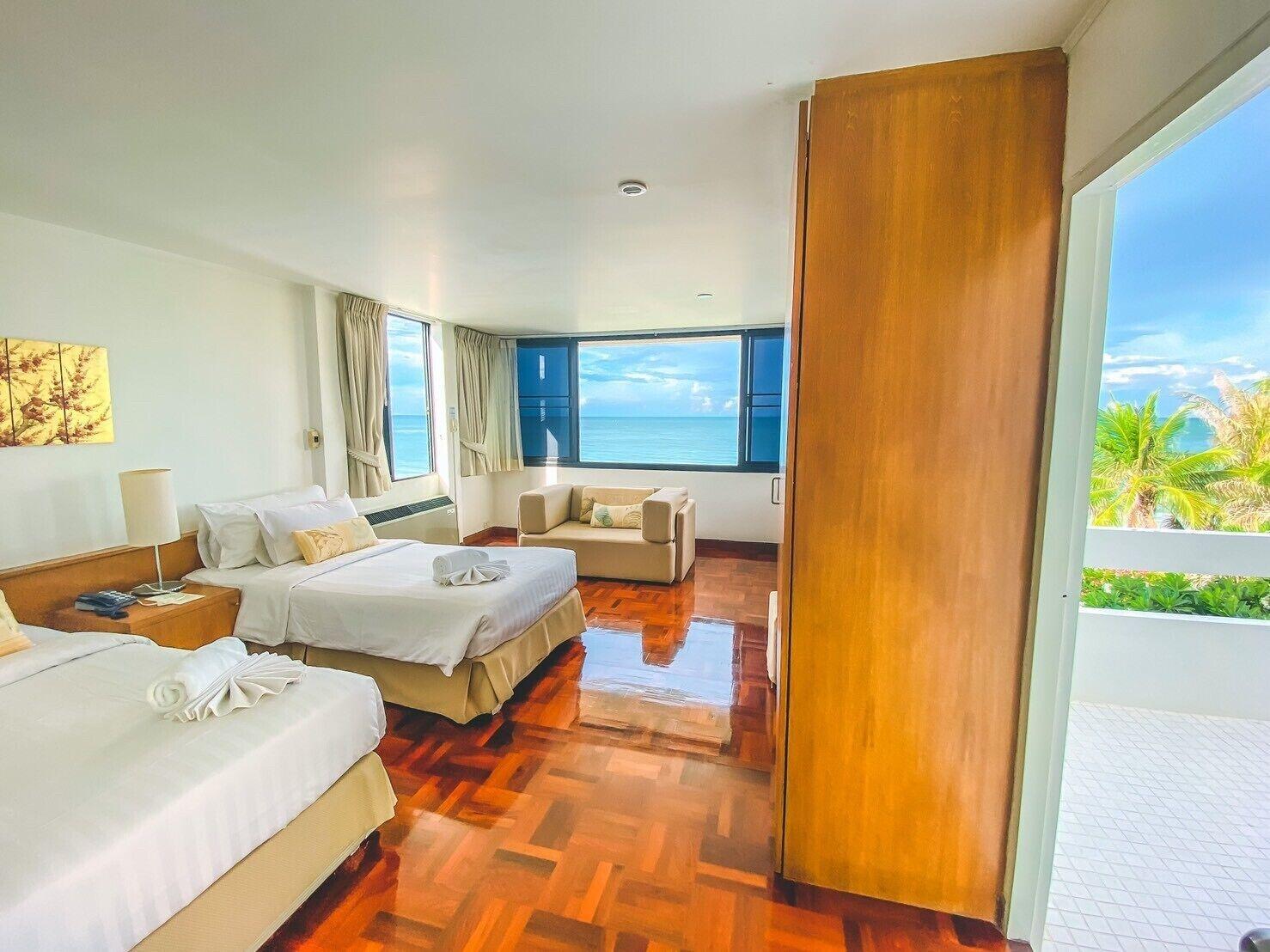 Hotel Nern Beachfront Hua Hin