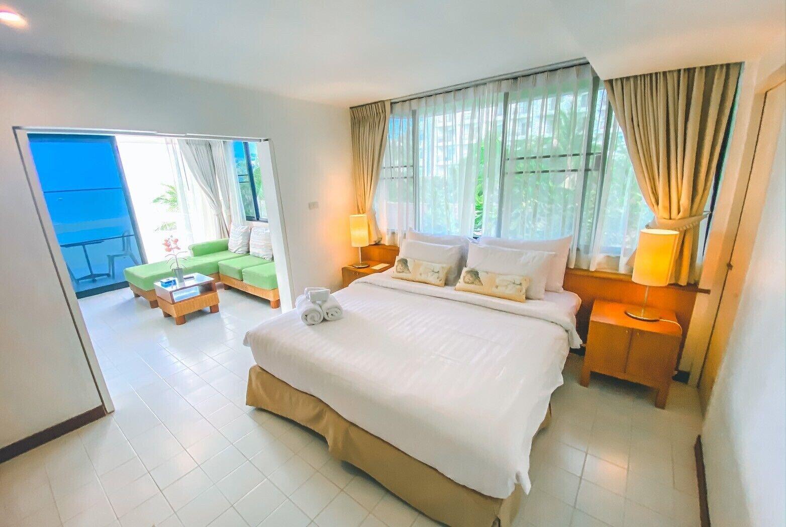 Hotel Nern Beachfront Hua Hin