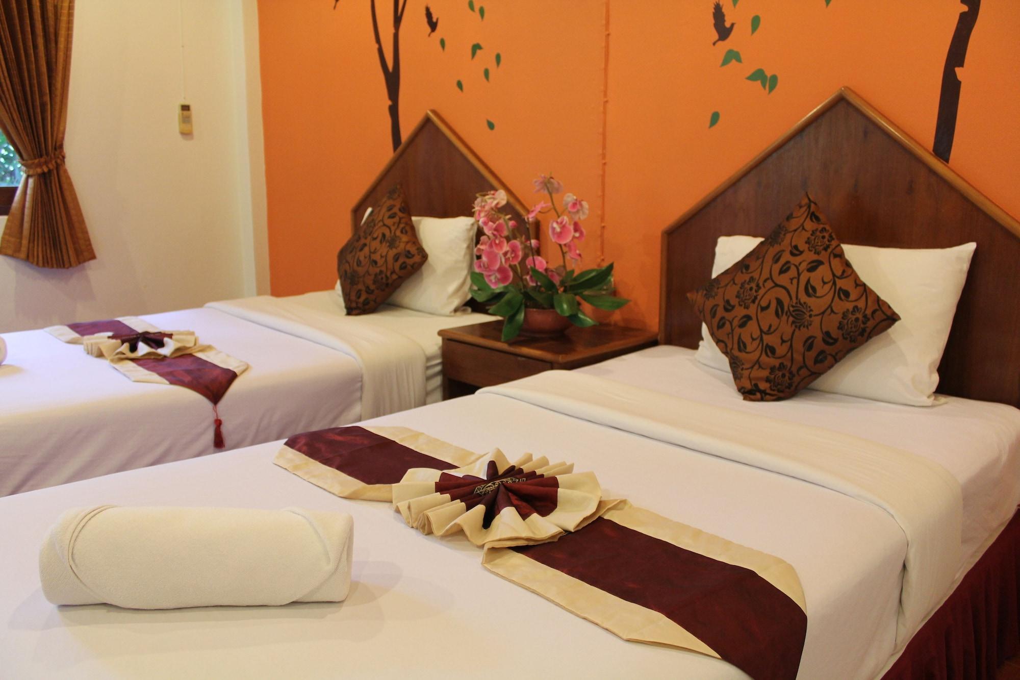 Baan Suan Sook Resort 3*