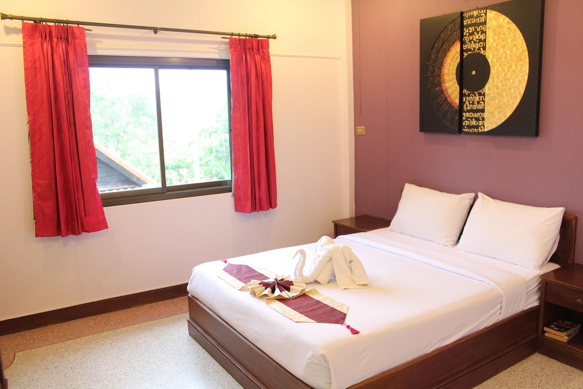 Resort Baan Suan Sook