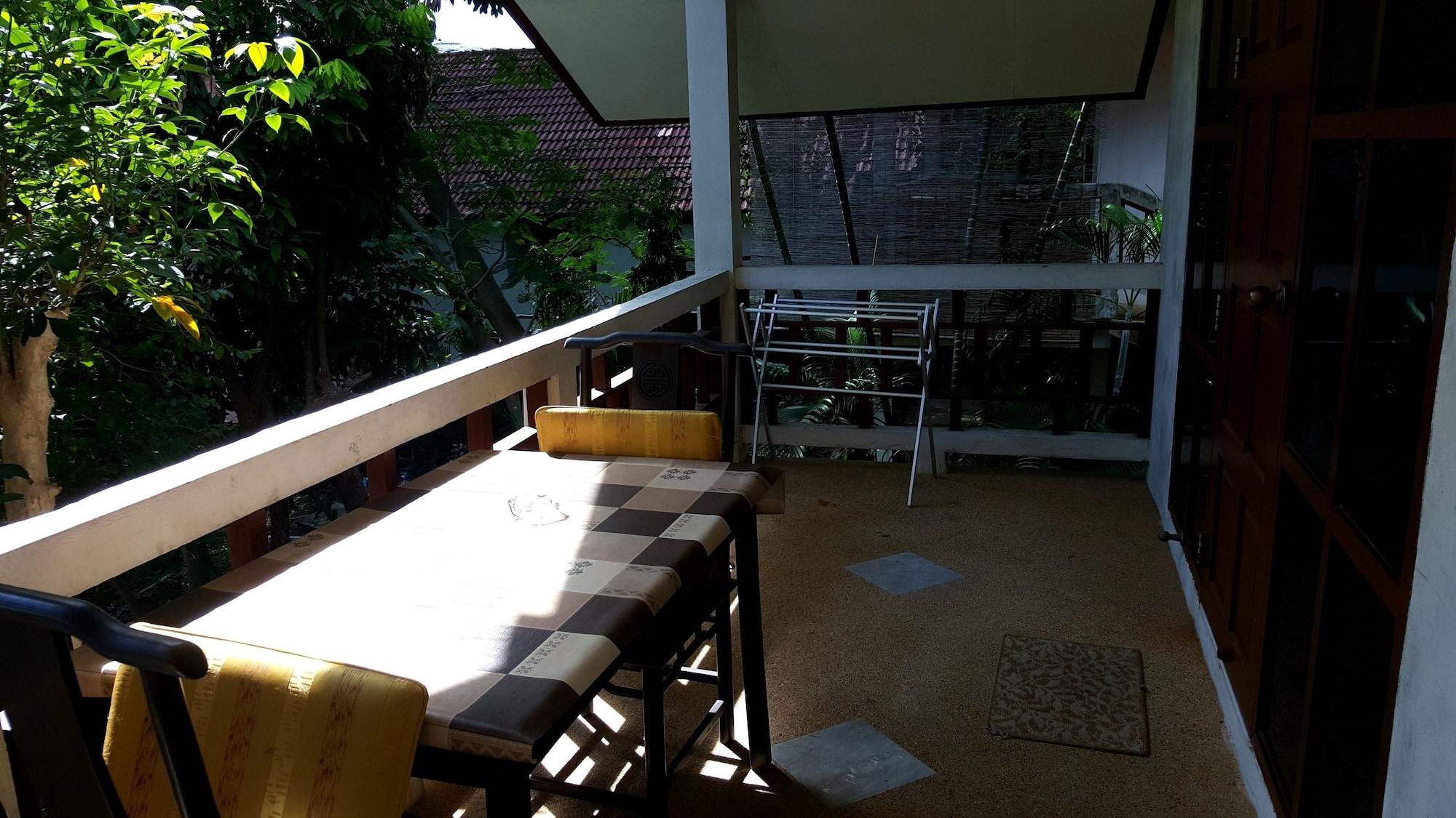 Baan Suan Sook Resort 3*