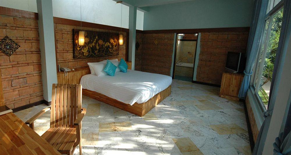 Resort Huarn Jana' Boutique