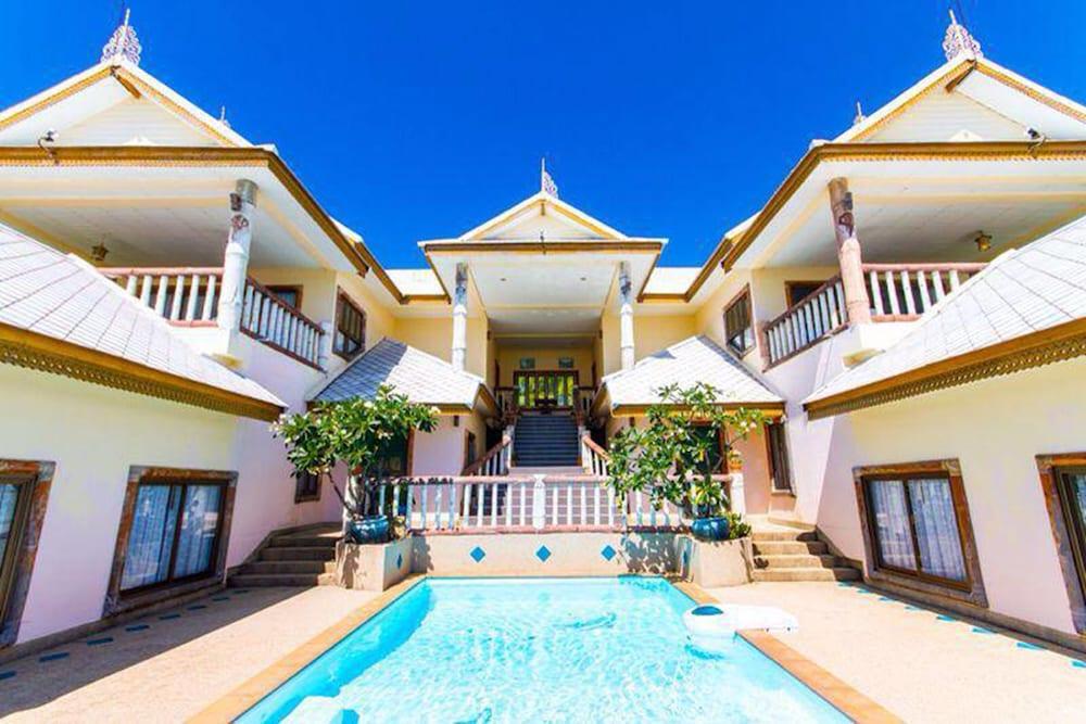 Haadson & Koh Raham Resort 3*