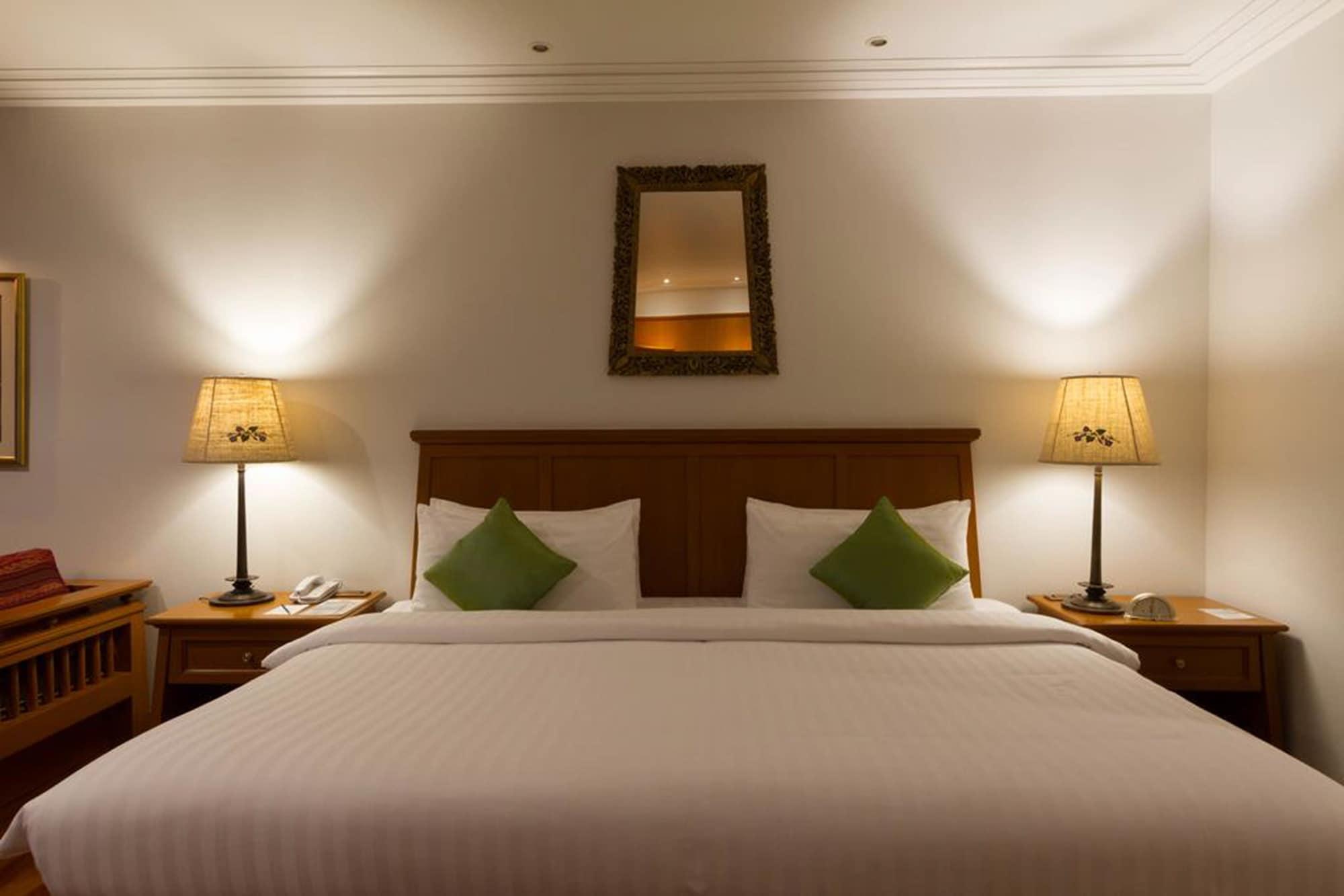 The Imperial River House Resort, 5* Chiang Rai