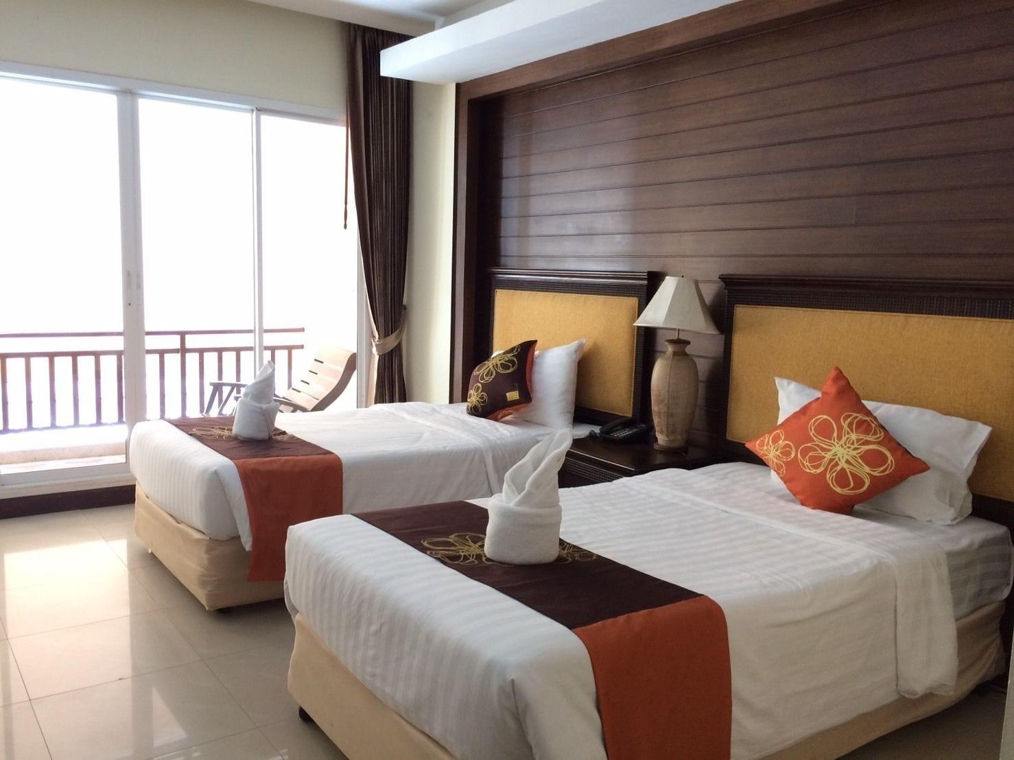 Seaside Pattaya Hotel 3*