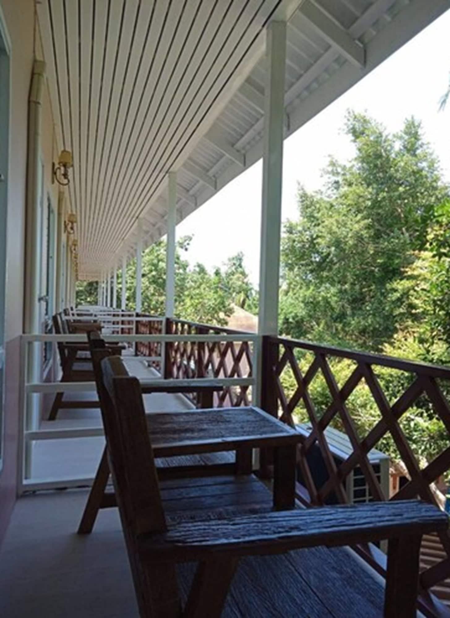 Coral Grand Resort