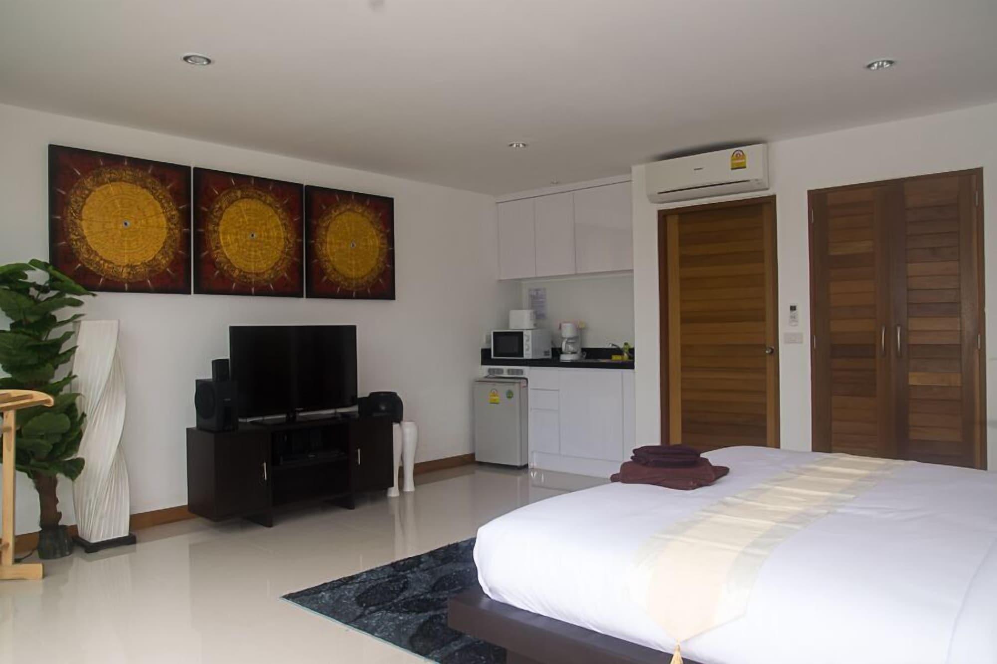 Tropical Sea View 4*