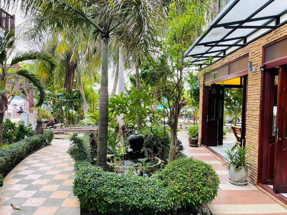 Resort Family House Haad Rin