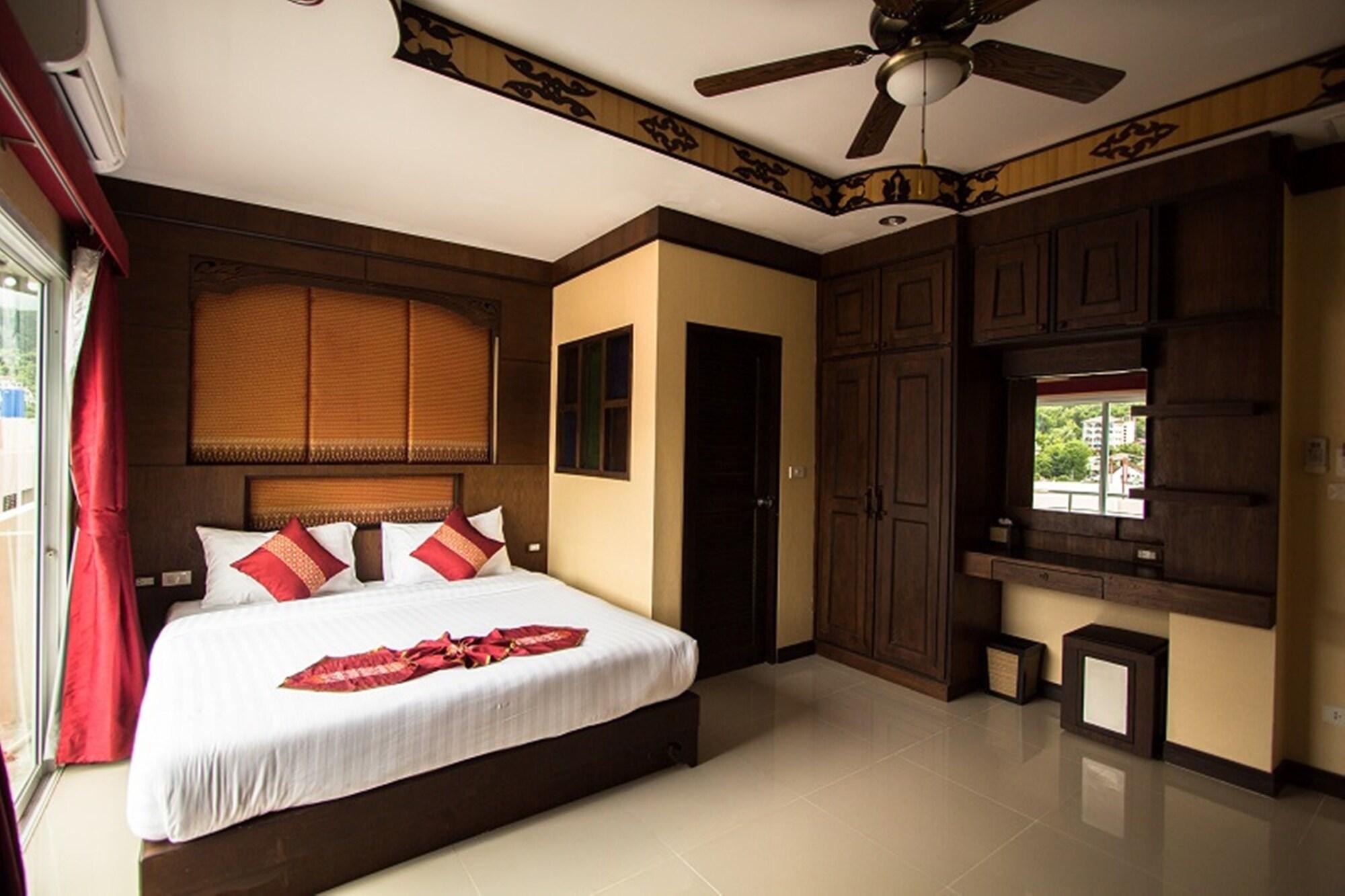 Panomporn Phuket 2*