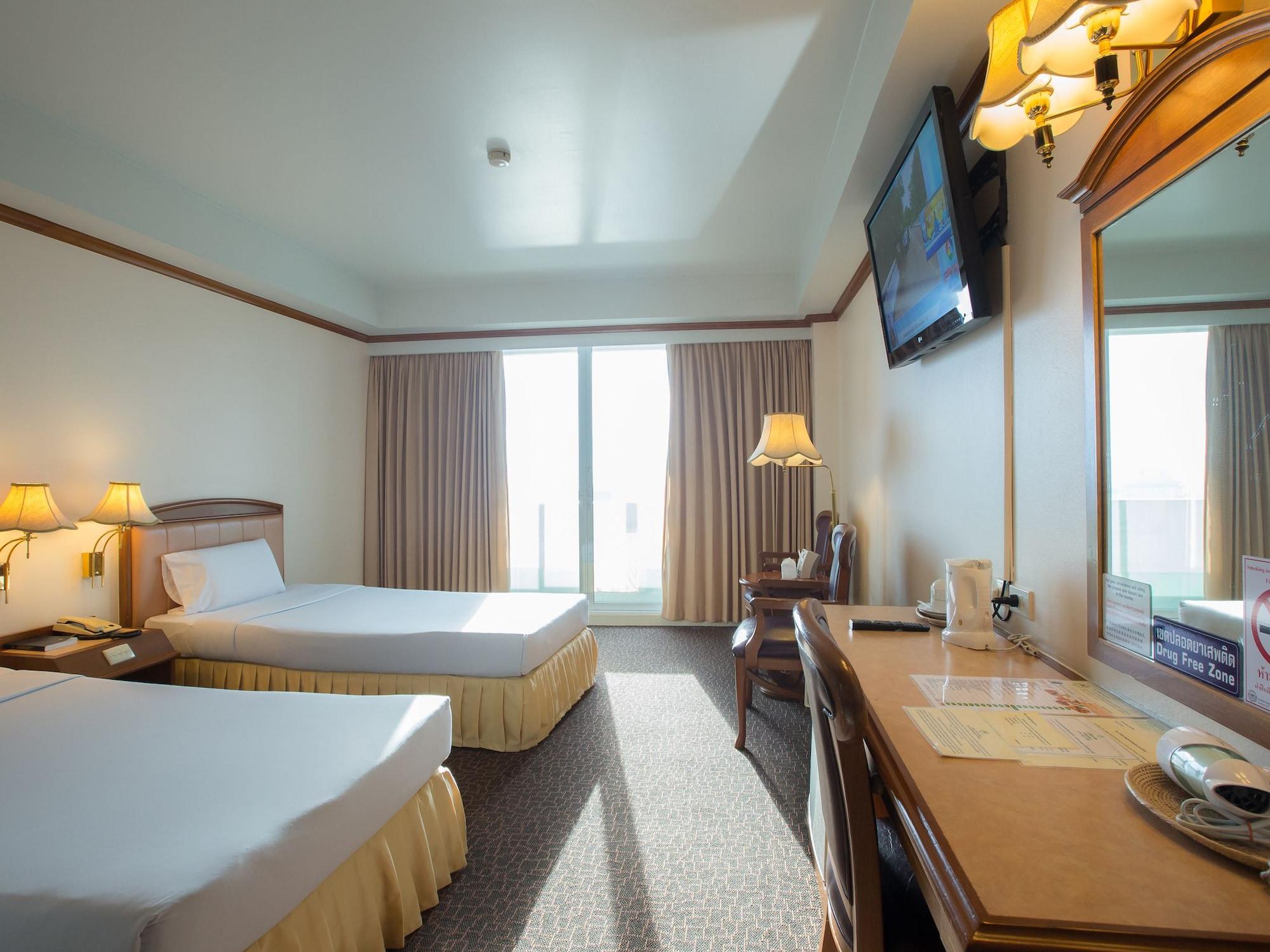 Hotel V.l. Hatyai
