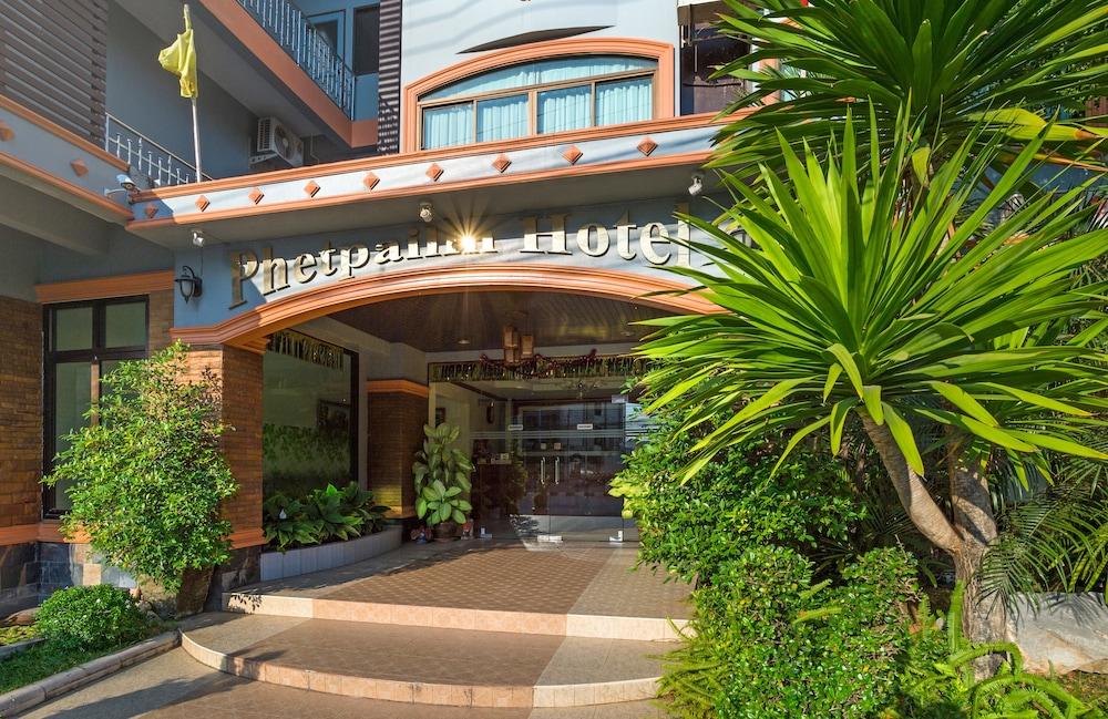 Phetpailin Hotel