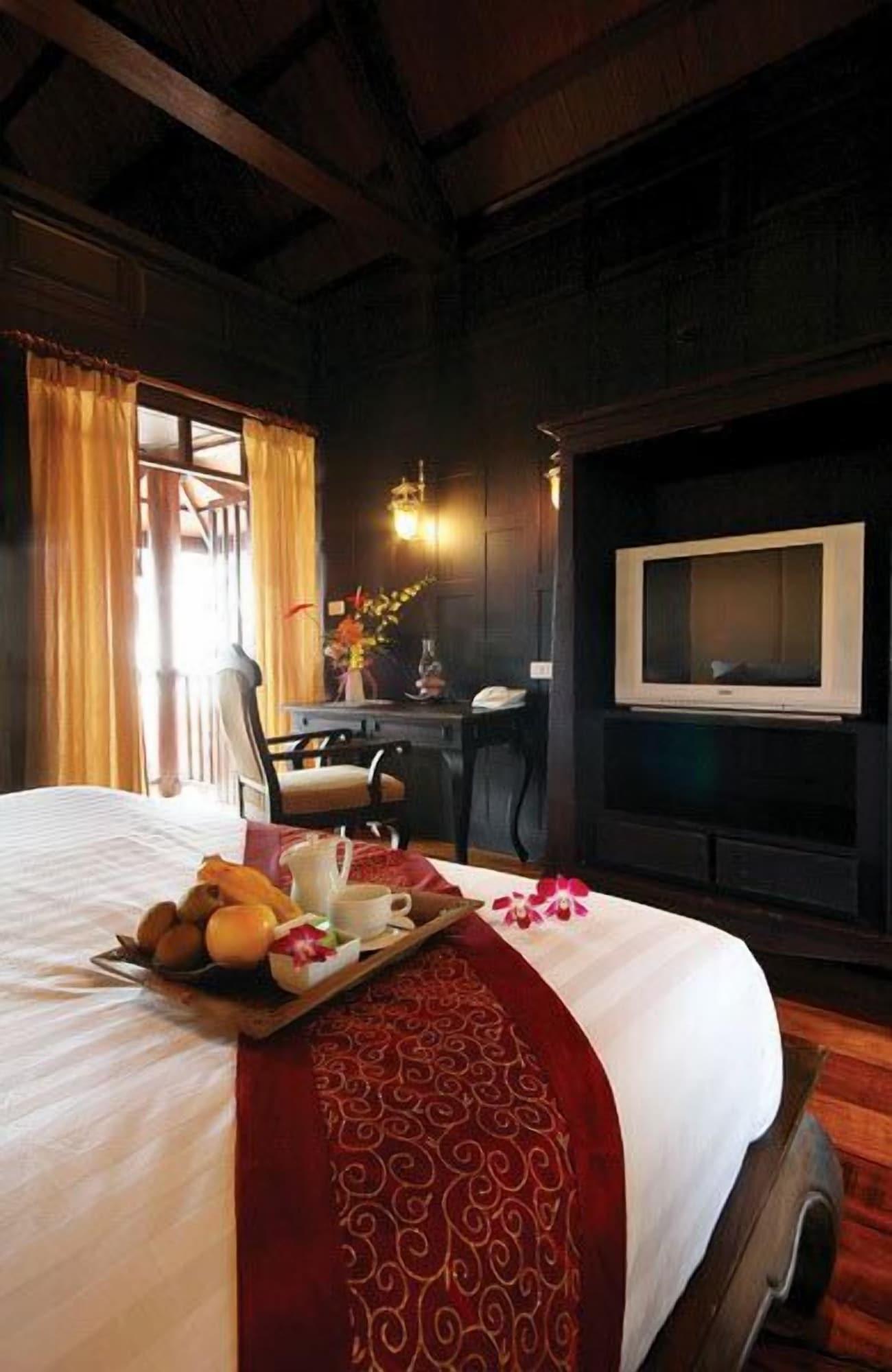 Resort Takolaburi Cultural 4*