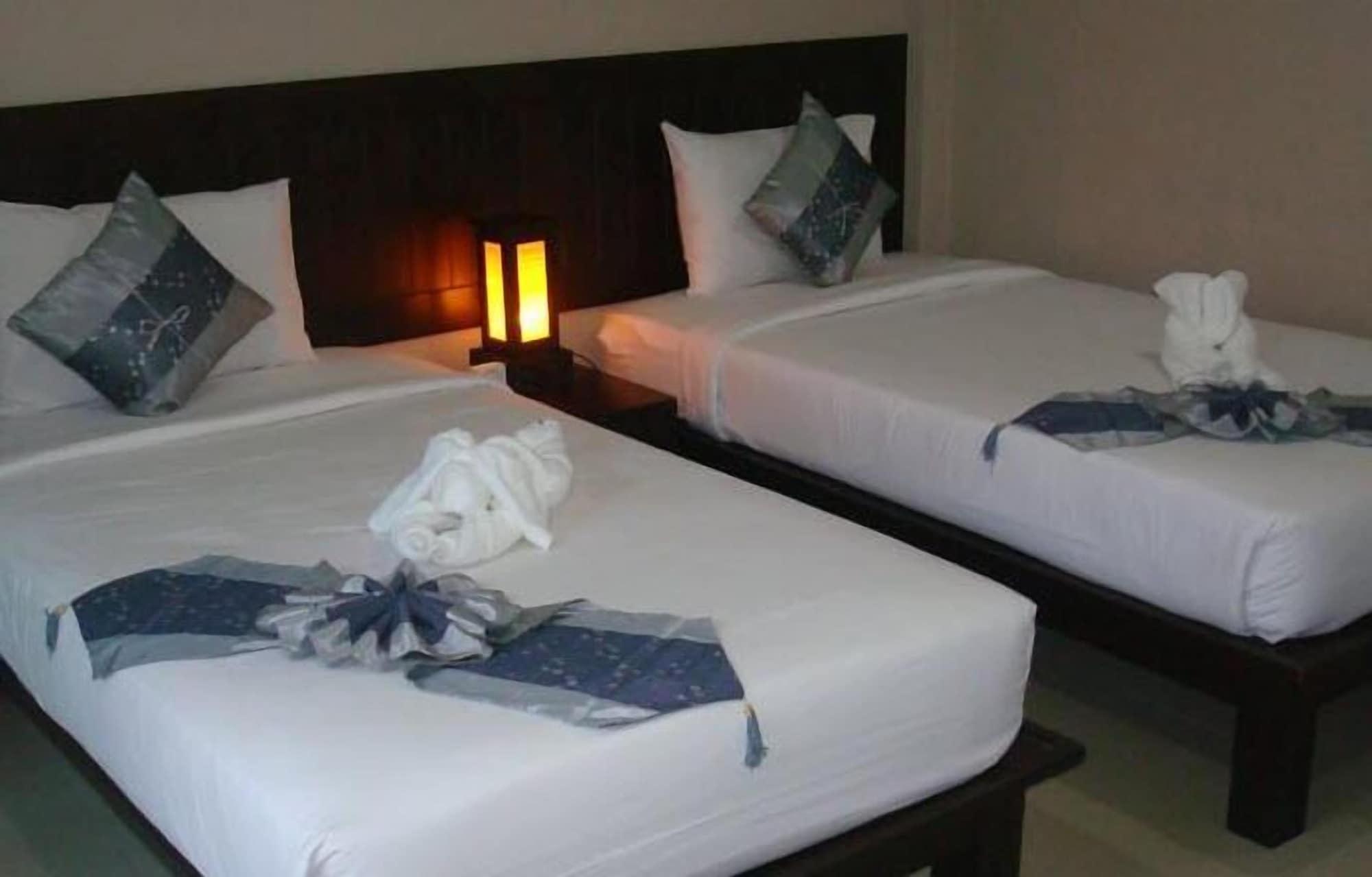 Ampha Place Hotel