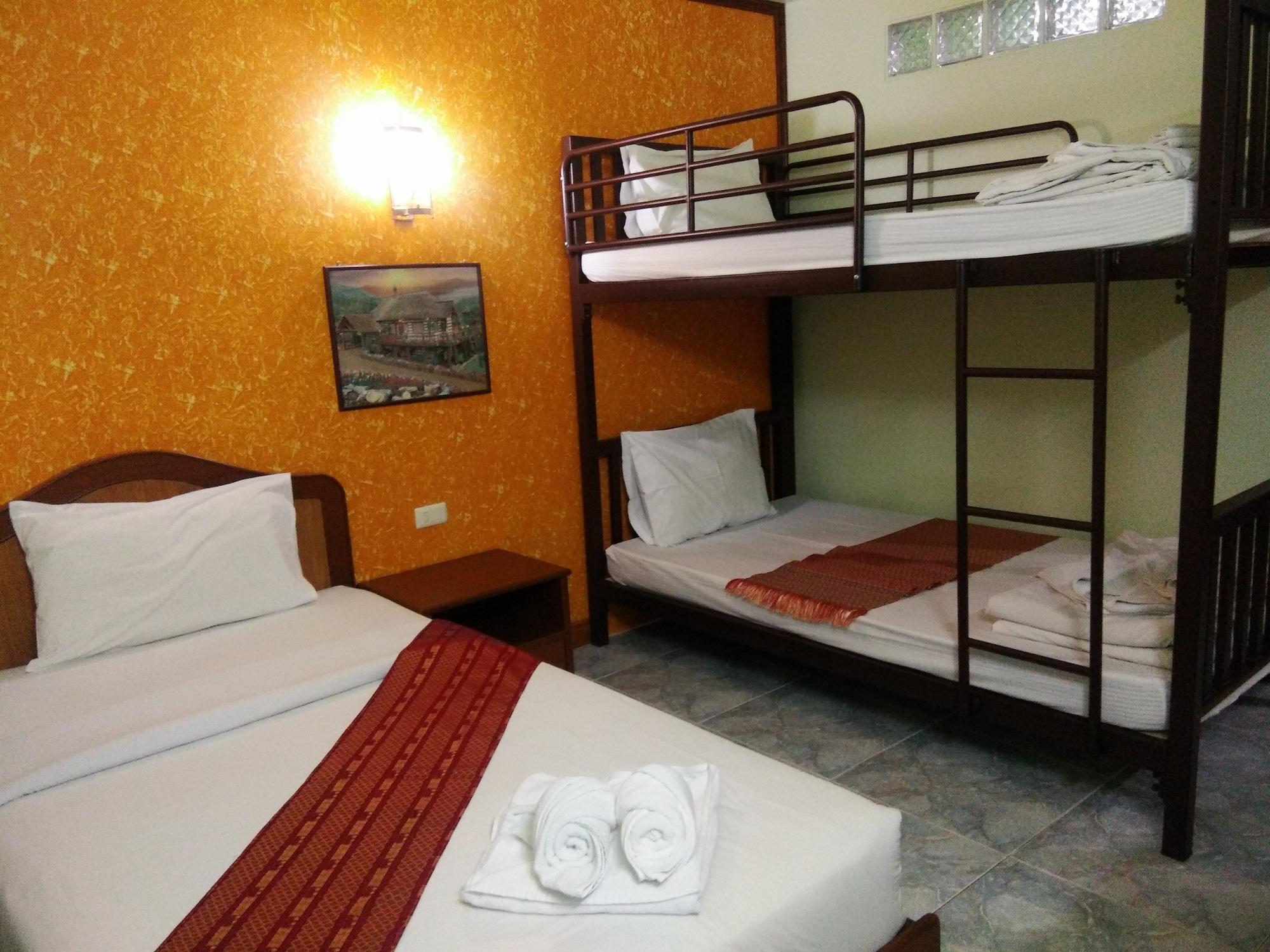 Thepparat Guest house