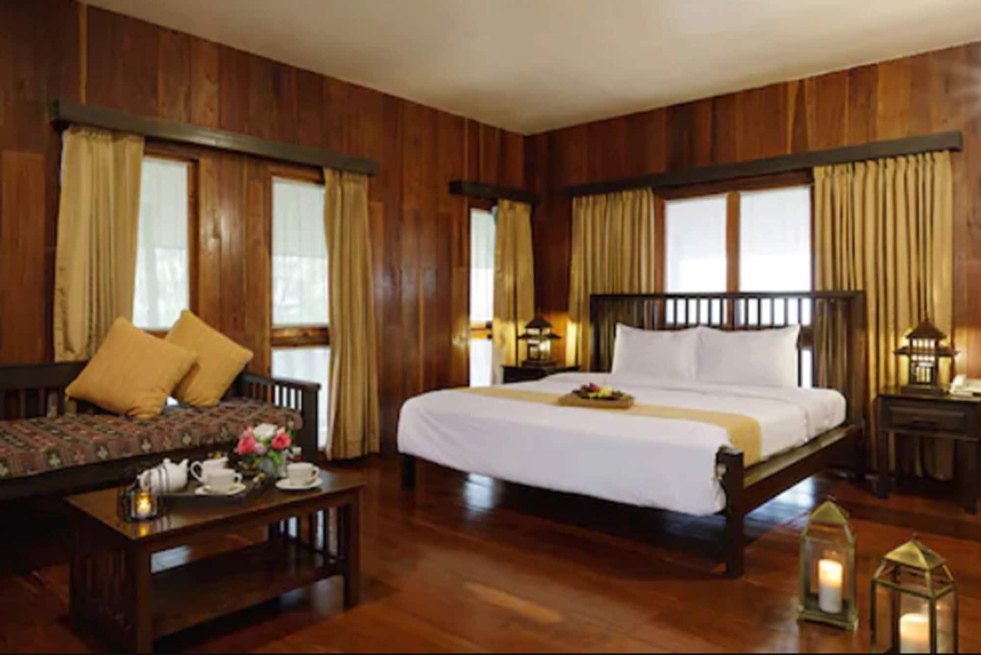 Phowadol Resort
