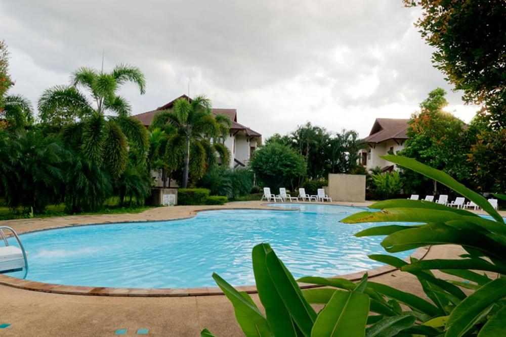 Teak Garden Resort, Resort 4*