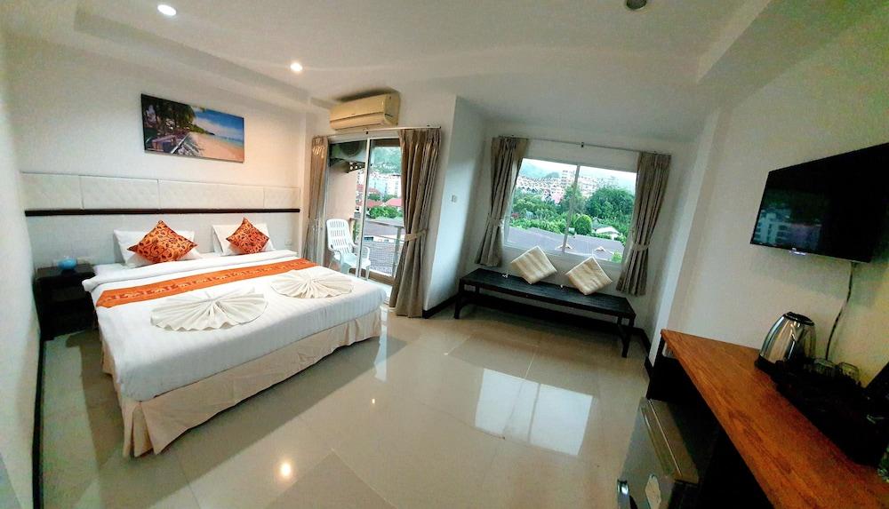 Hotel Athome @nanai 8 2*