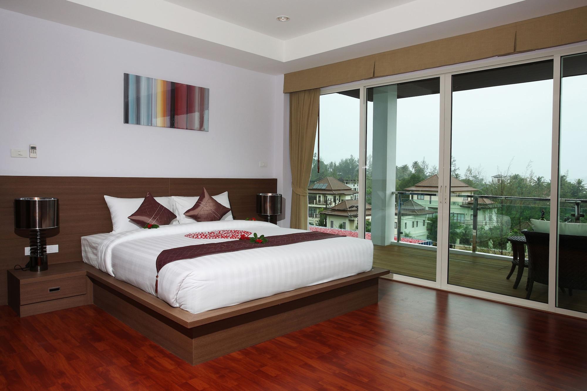 Bangtao Tropical And 4* Praia de Bang Tao