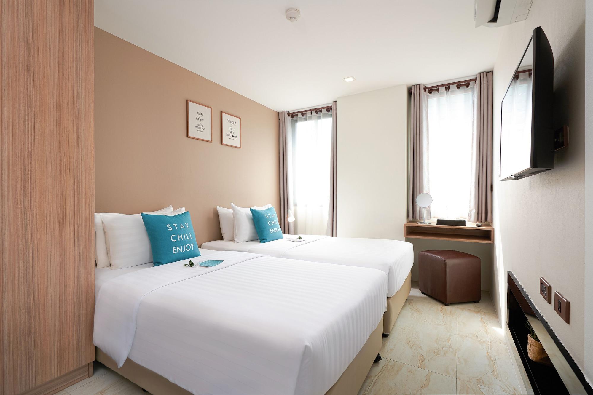 Hotel Cross Vibe Decem Nimman