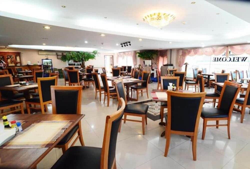 Ntk Hotel 3*