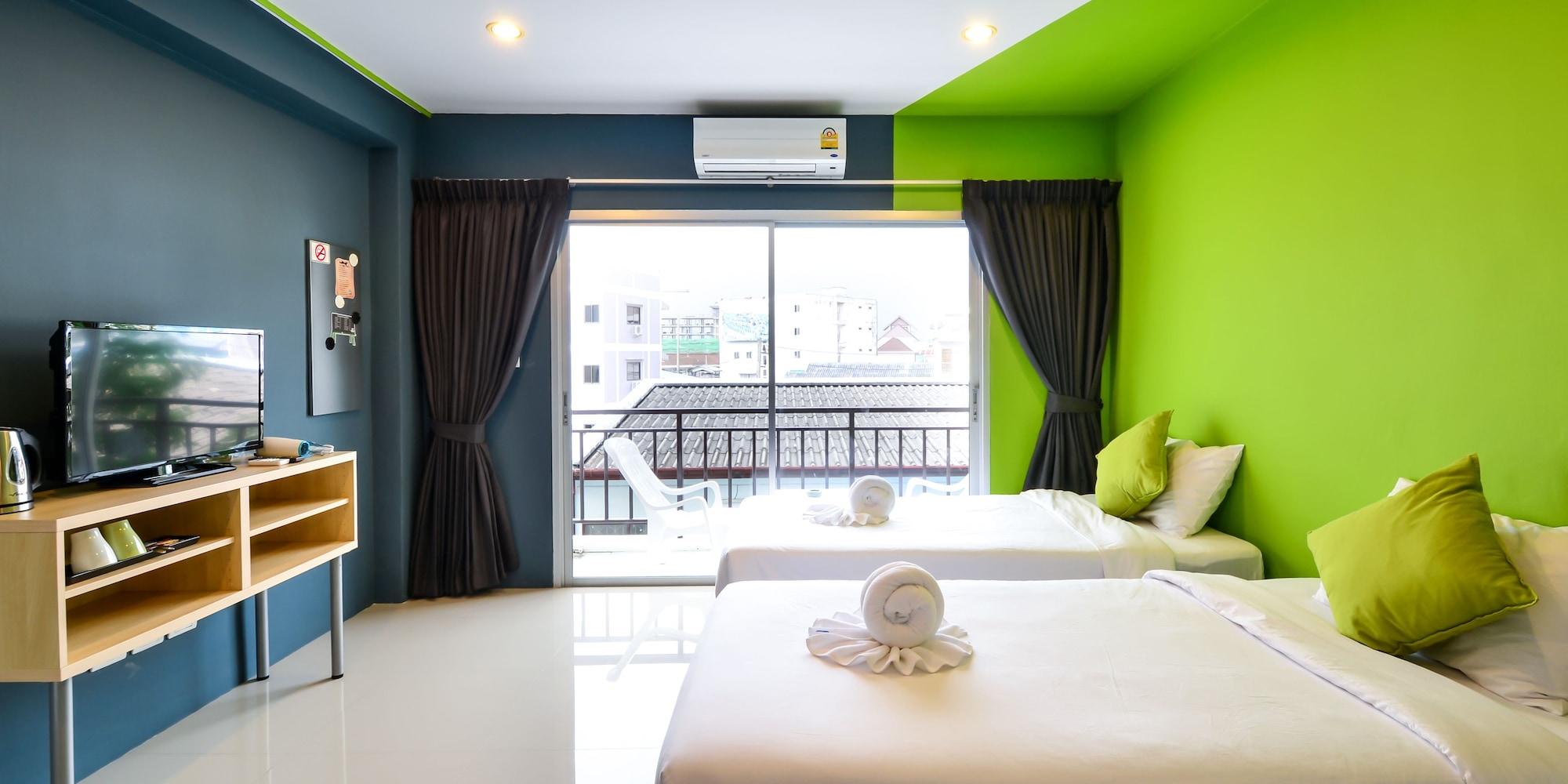Two Color Hotel