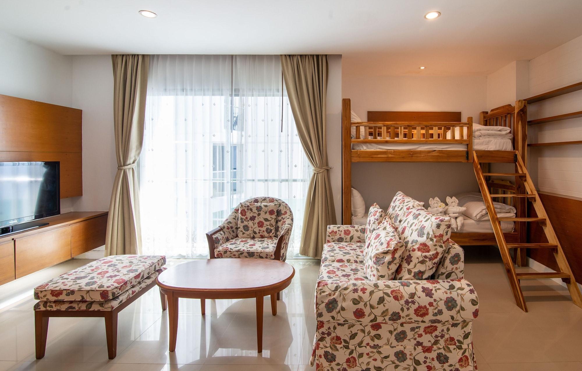 Royal View Hotel 4*