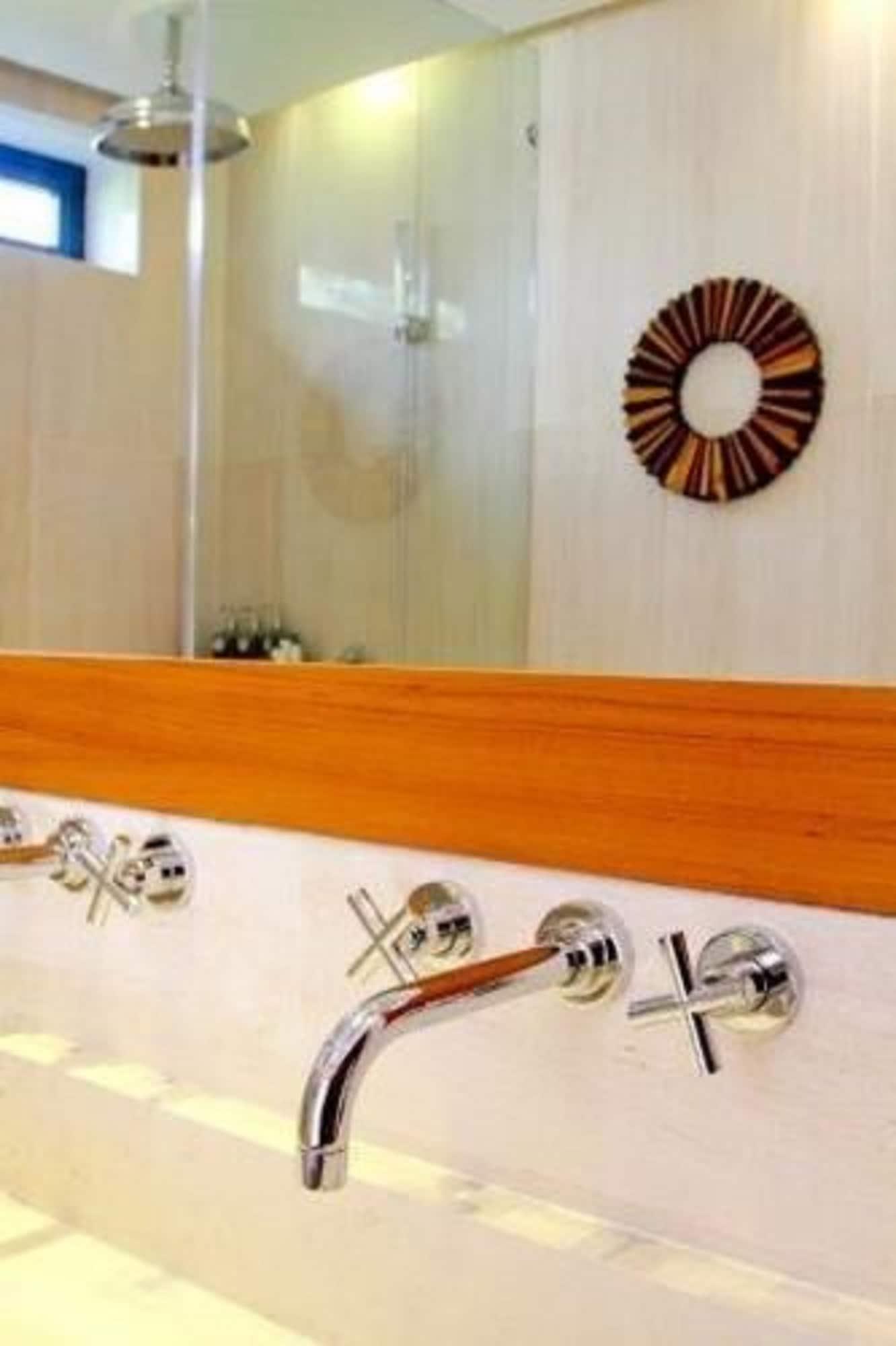 Tides Boutique Samui & Choeng Mon