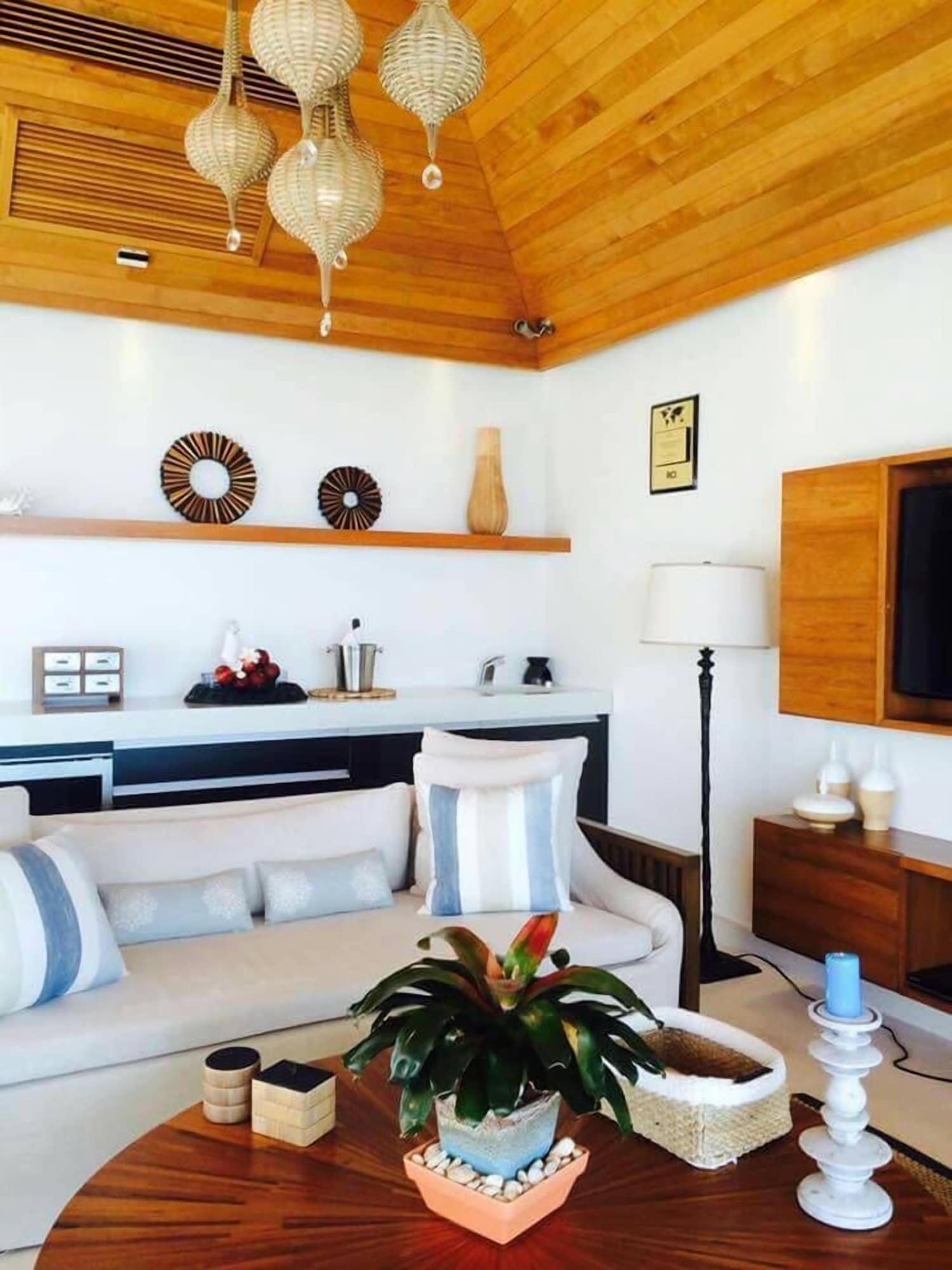 Resort Tides Boutique Samui &