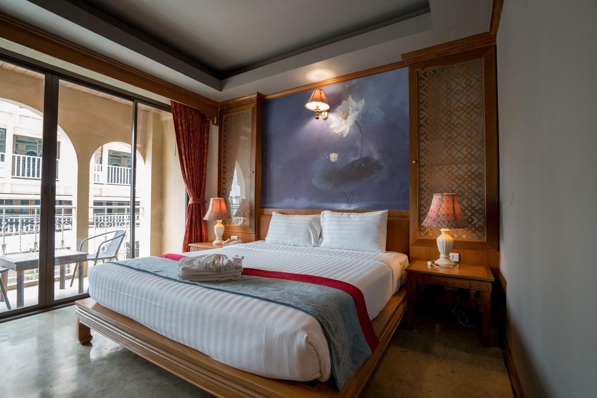 Minatale Phuket Hotel