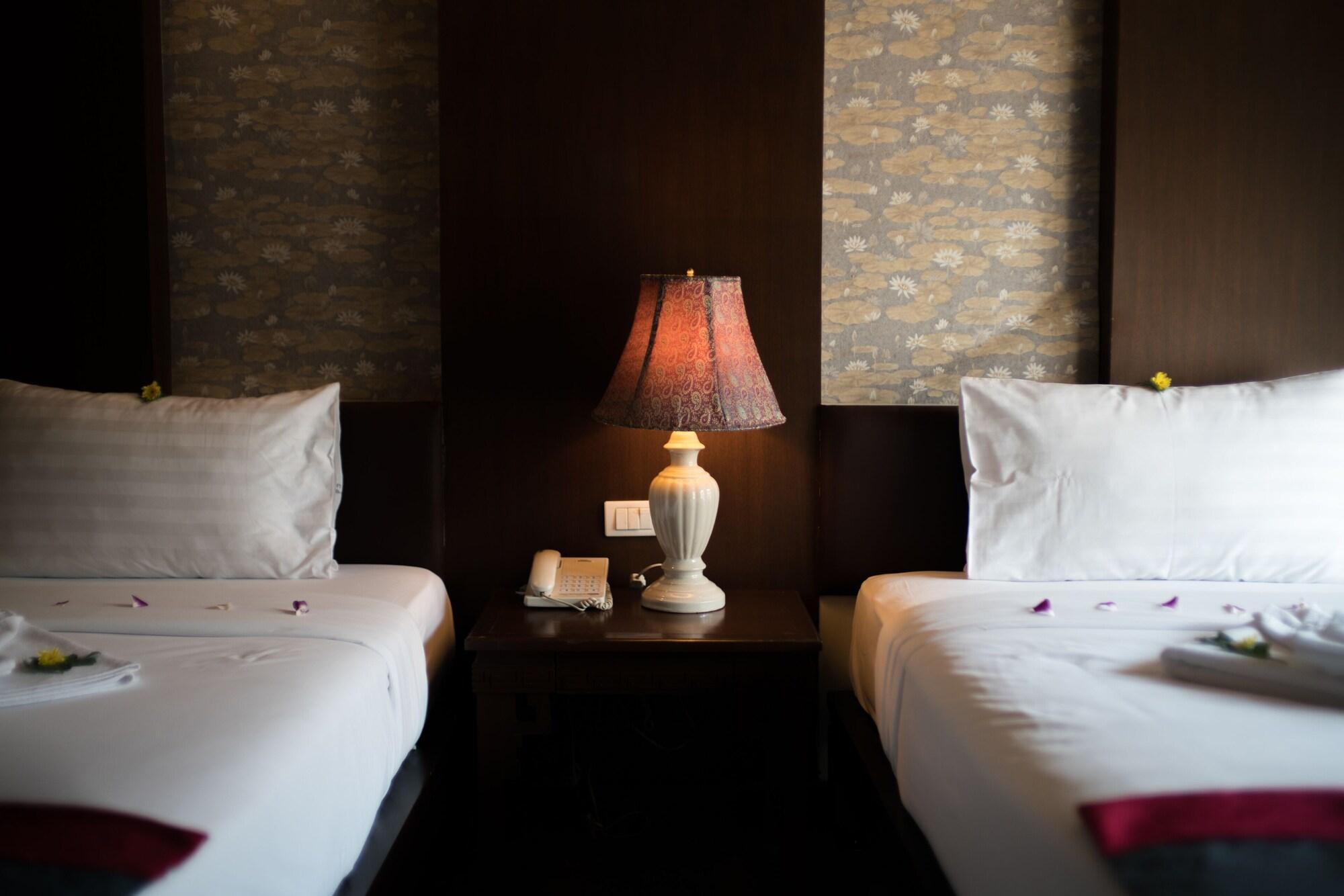 Minatale Phuket Hotel