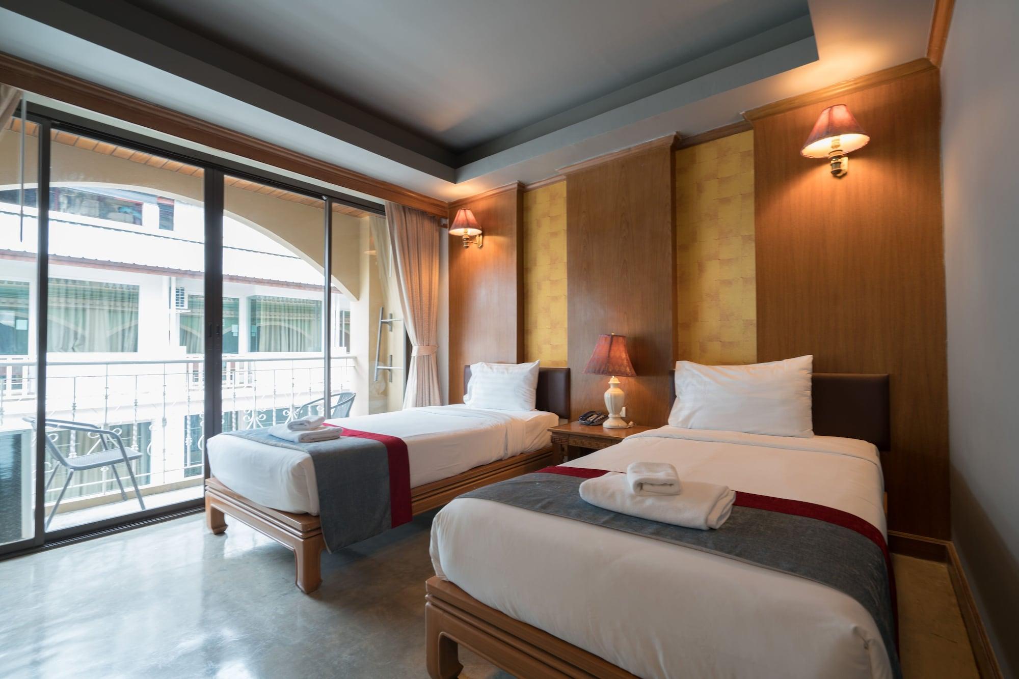 Minatale Phuket Hotel 3*