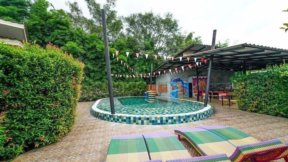 Resort Sirita 3*