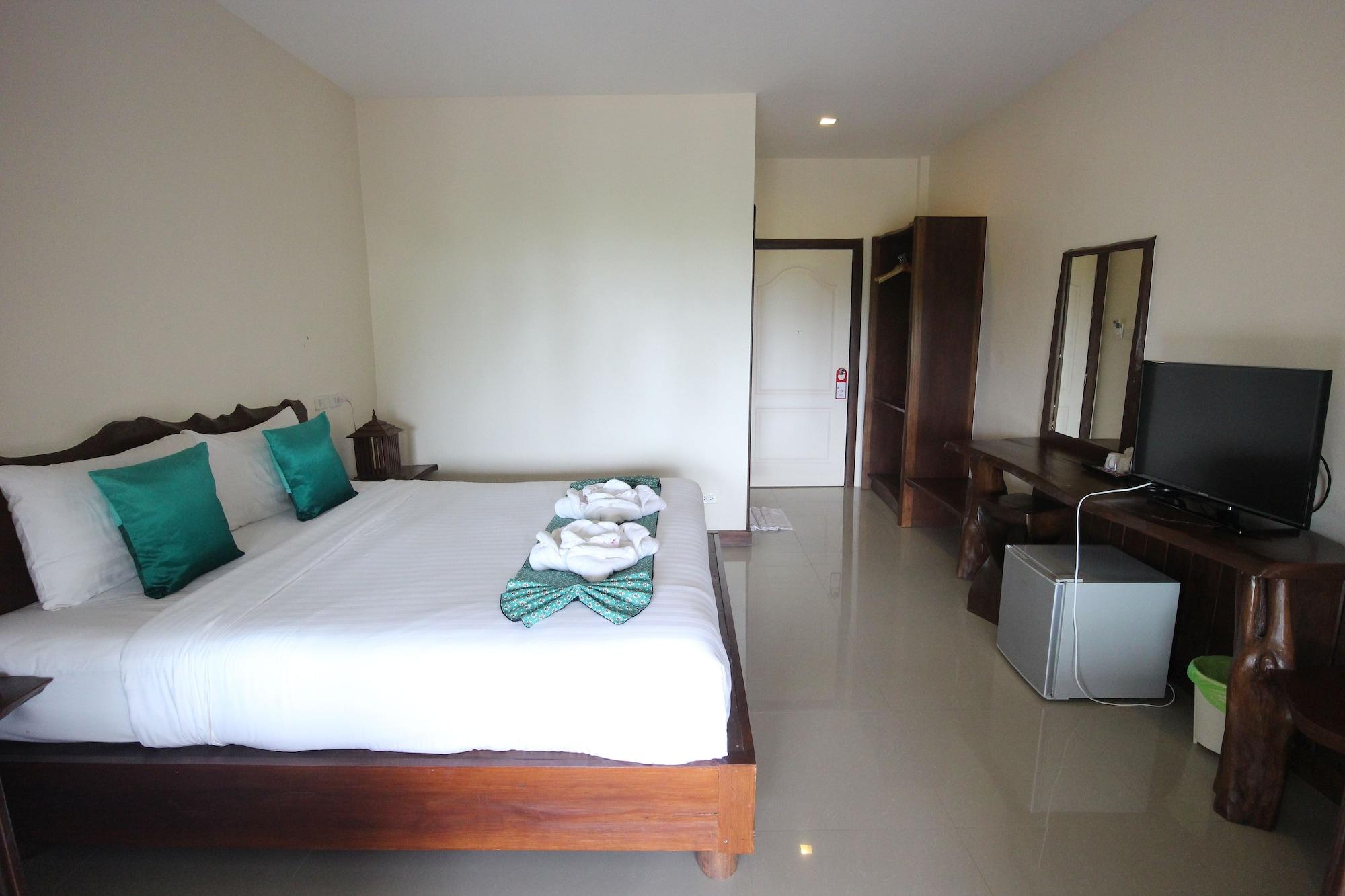 Hotel Krabi Bay Klong Muang Beach