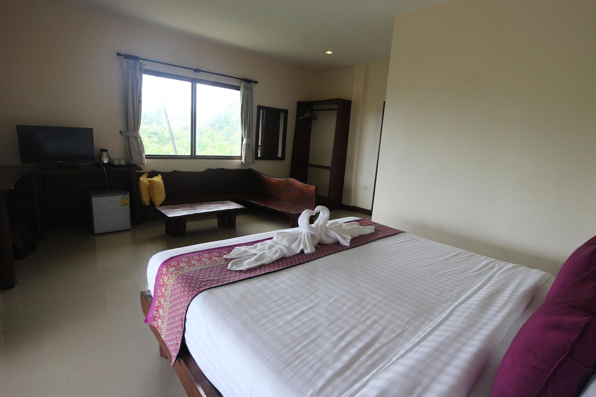 Hotel Krabi Bay Klong Muang Beach