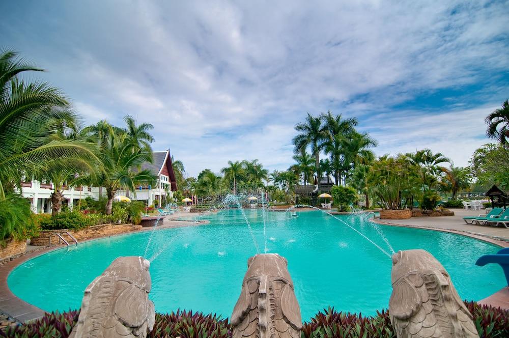 Wiang Indra Riverside 4*