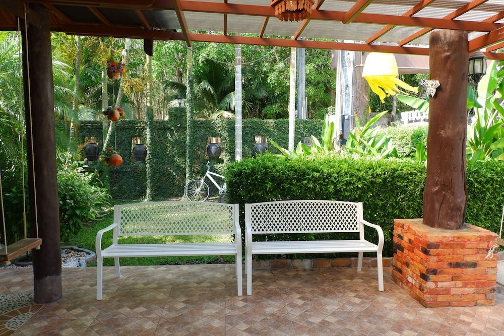 Resort Baan Suan