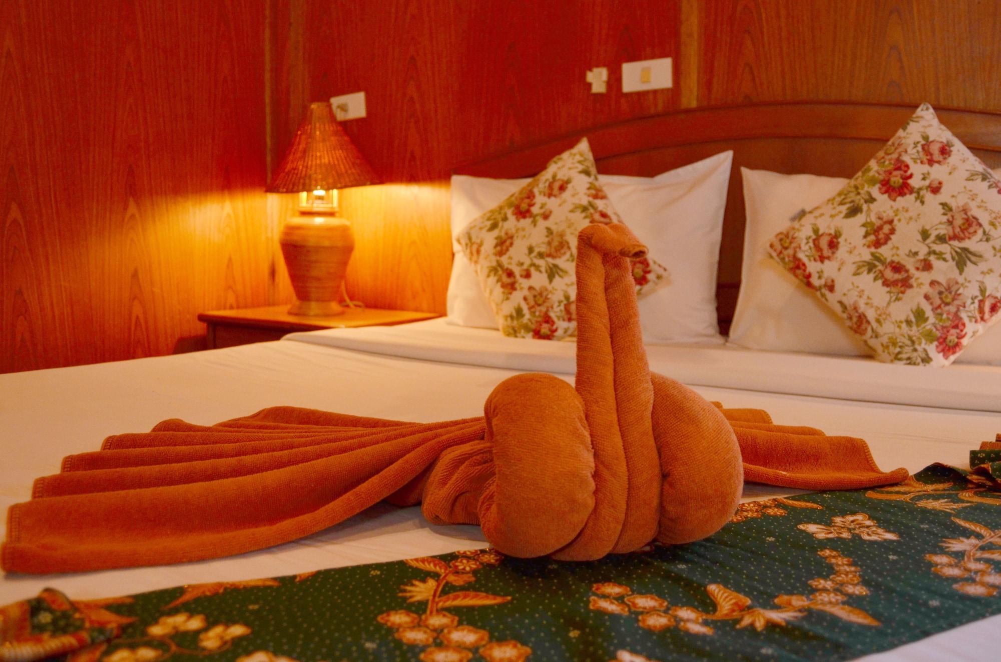 Resort Sayang 3*