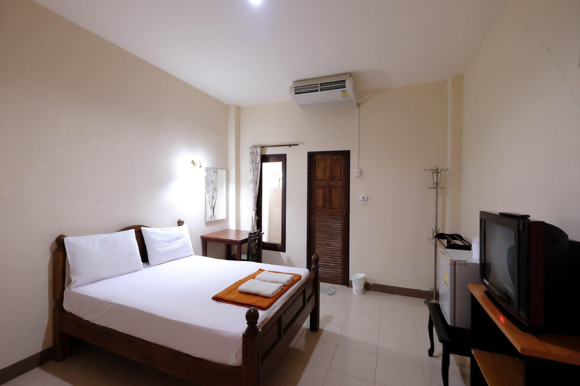 Ashram Kha Nab Nam Hotel 2*