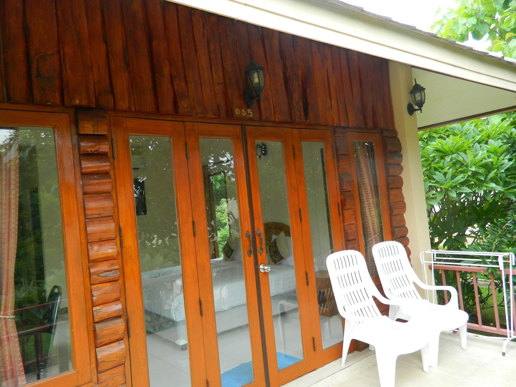 Iyara Resort