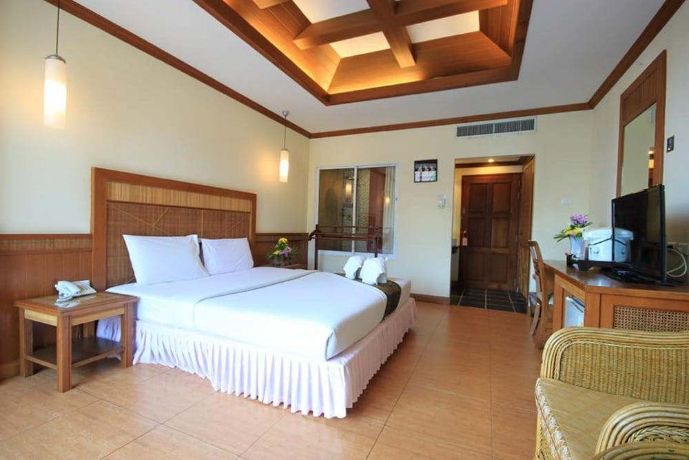 Mac Hotel