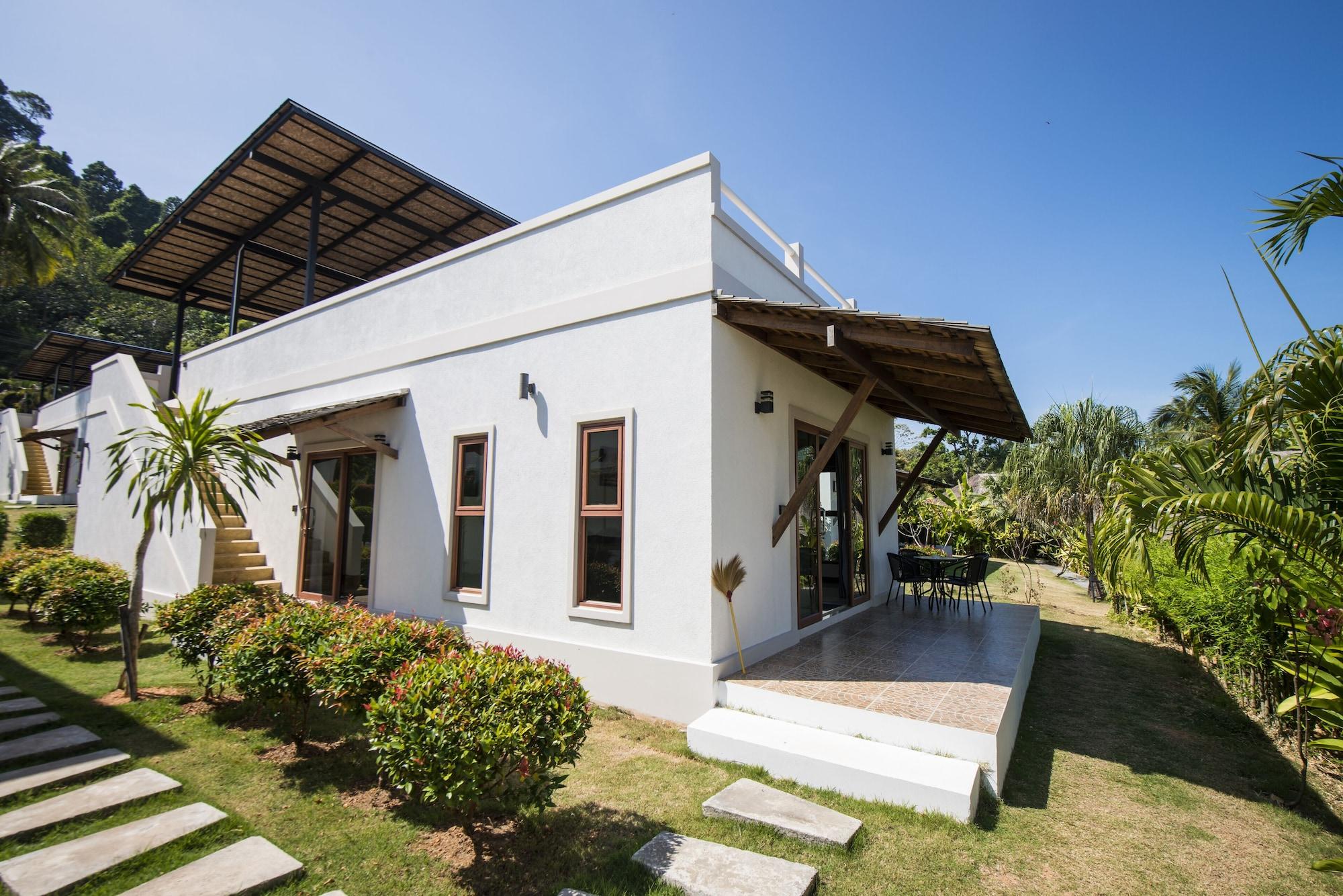 Serenity Resort 3*