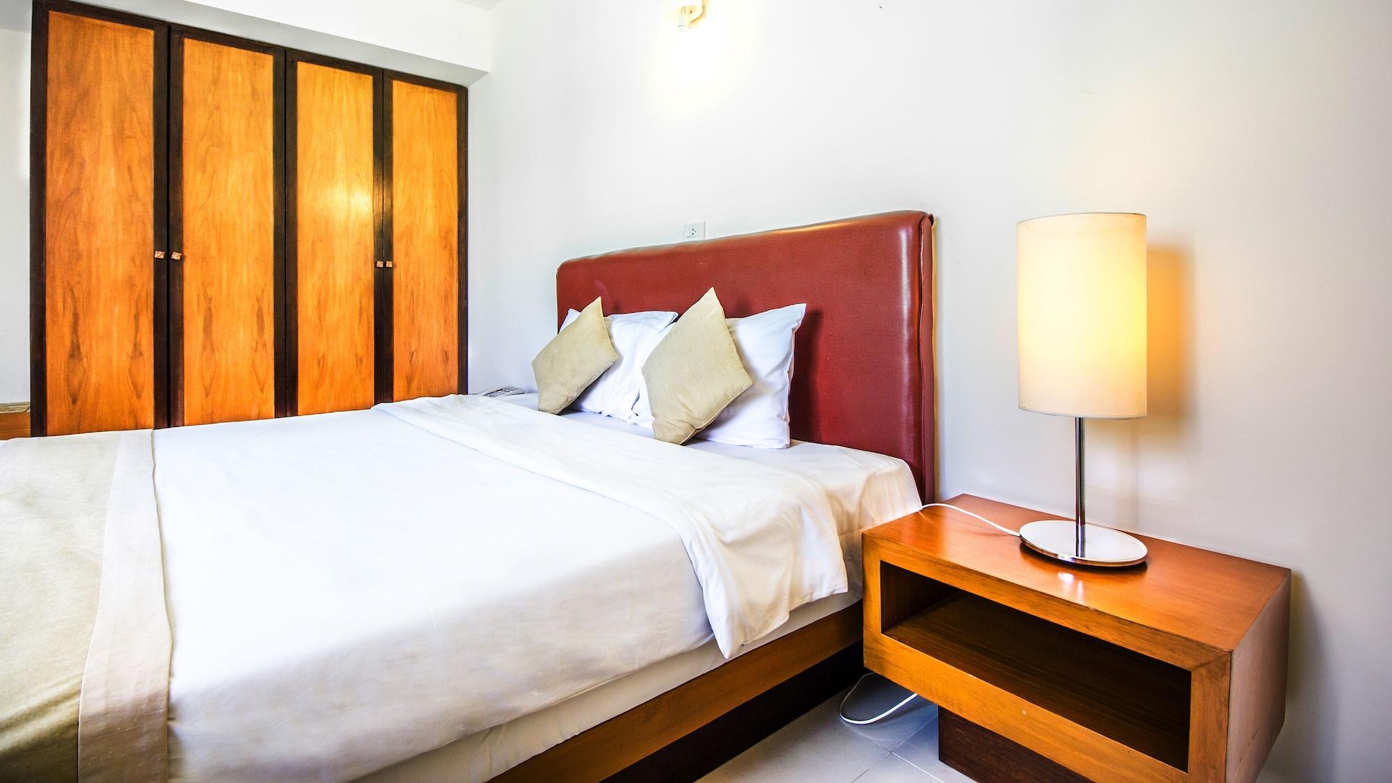 Hotel B2 Premier &