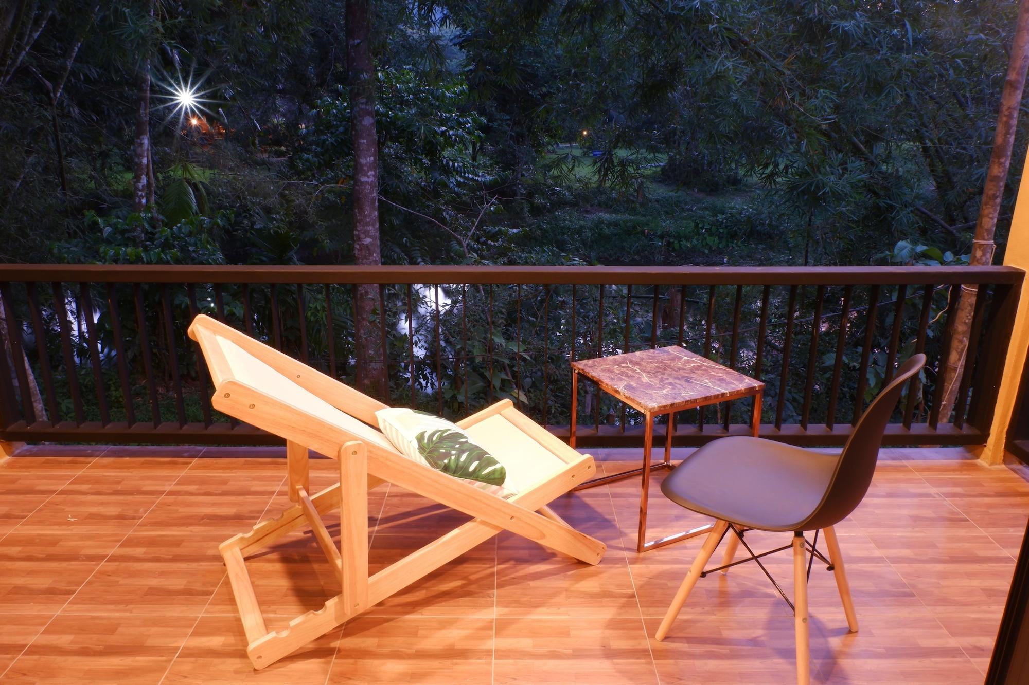 Art's Riverview Resort Khao Sok National Park