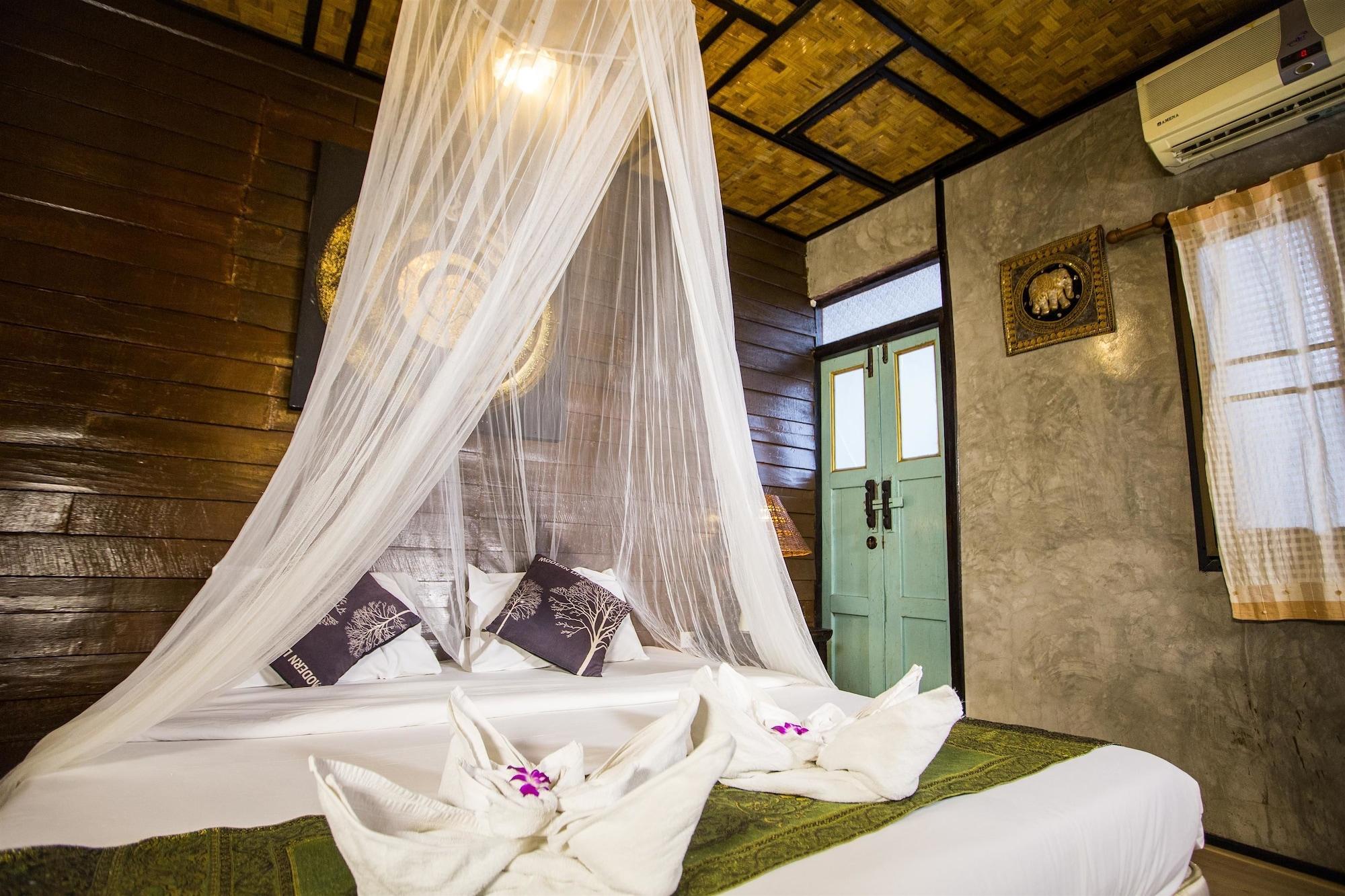 Buri Gallery House 3*