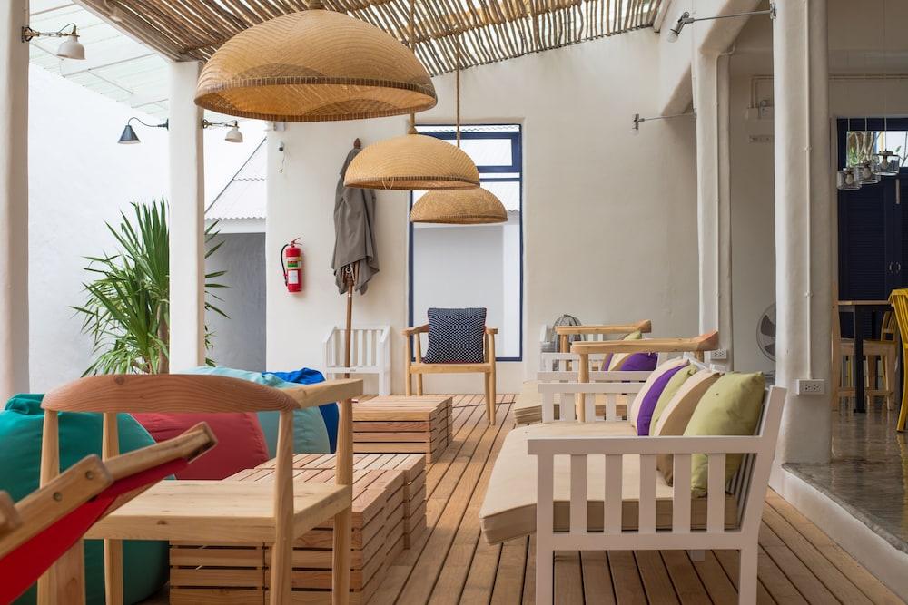 Pajamas Hostel *
