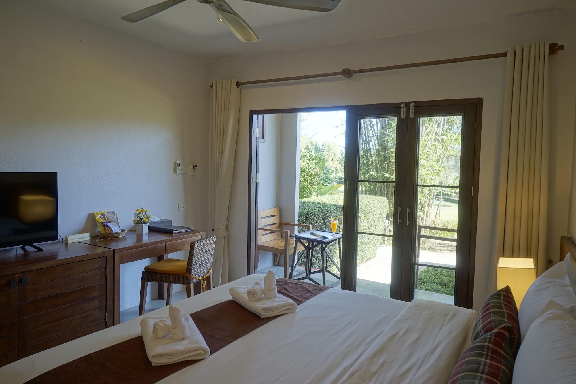 Yoma Hotel, 4*