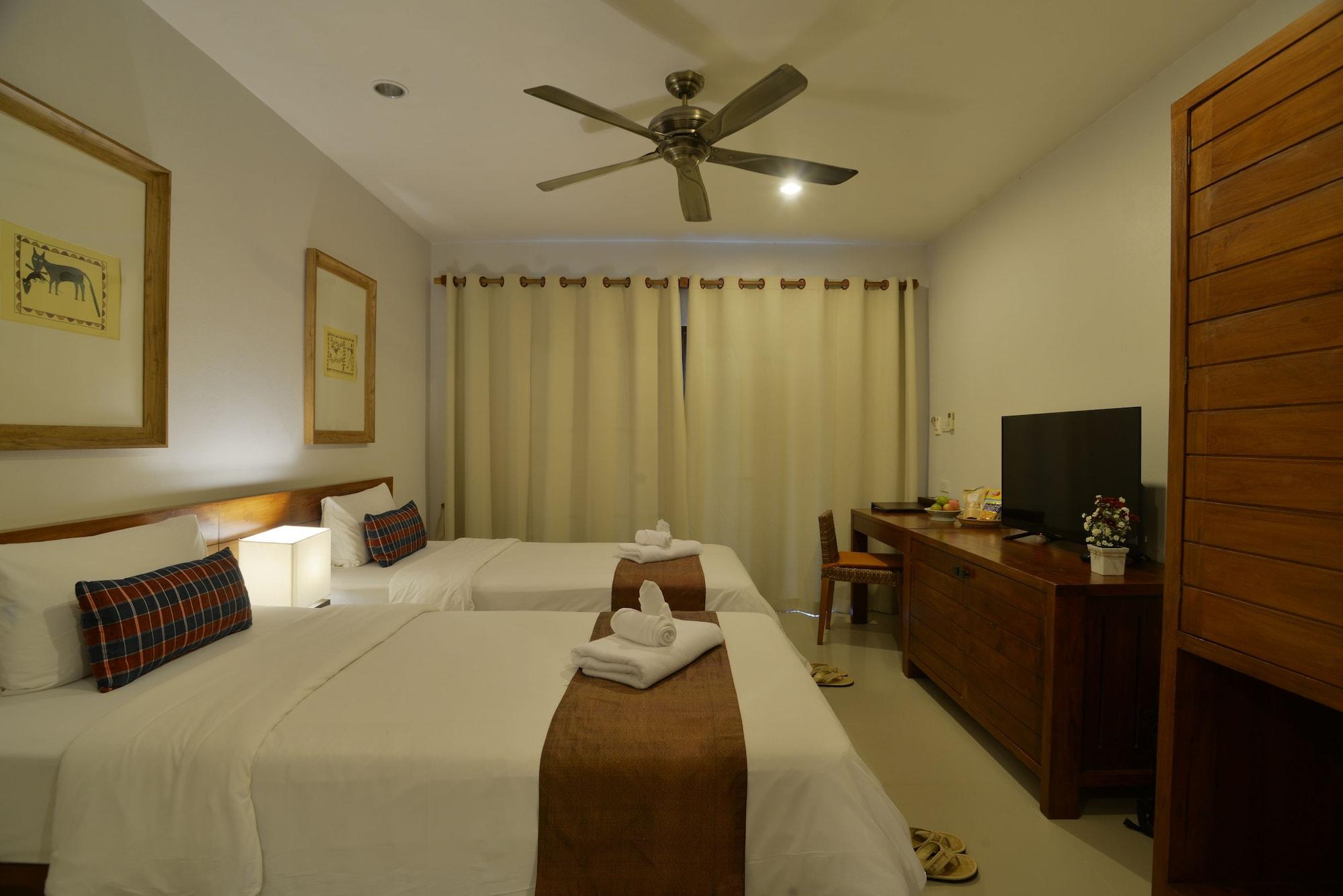 Yoma Hotel, Pai