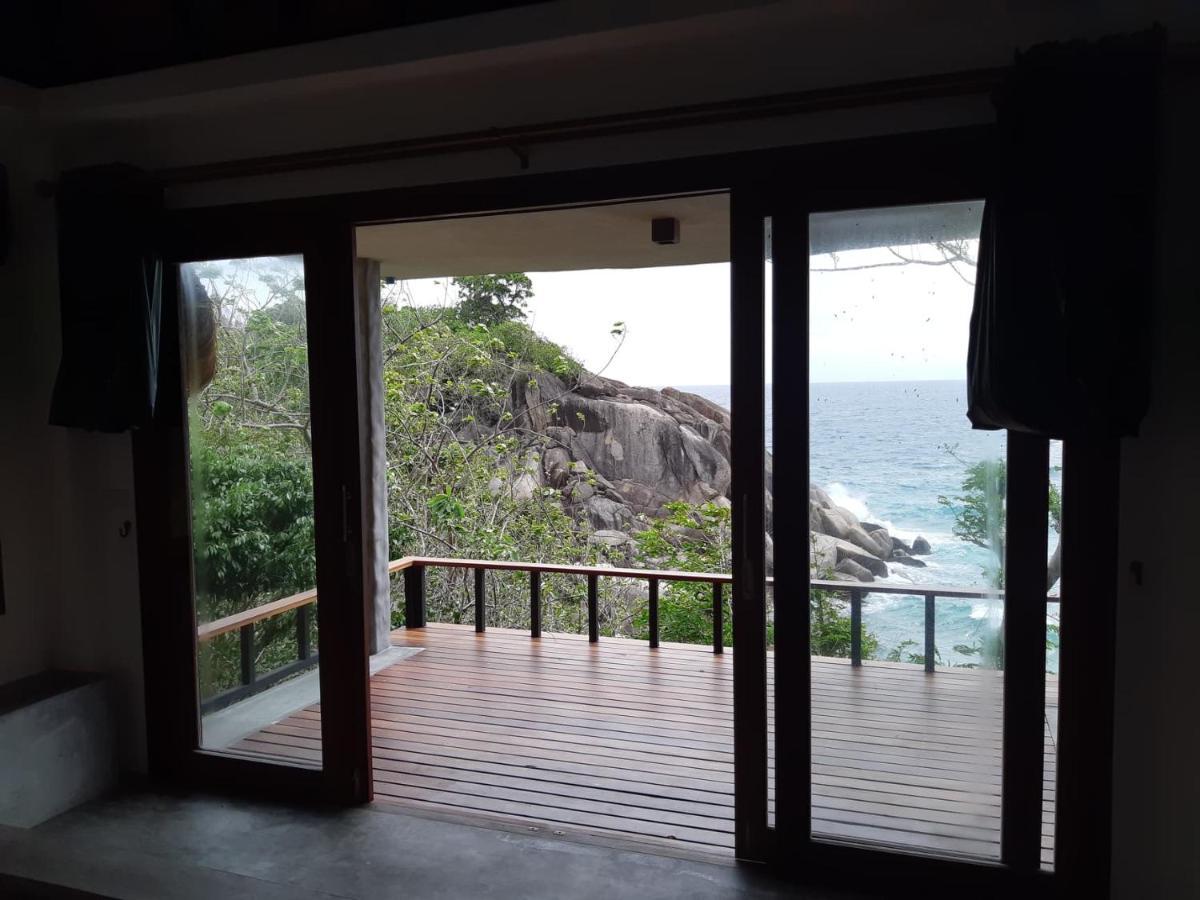 Tao Thong 1 * Koh Tao