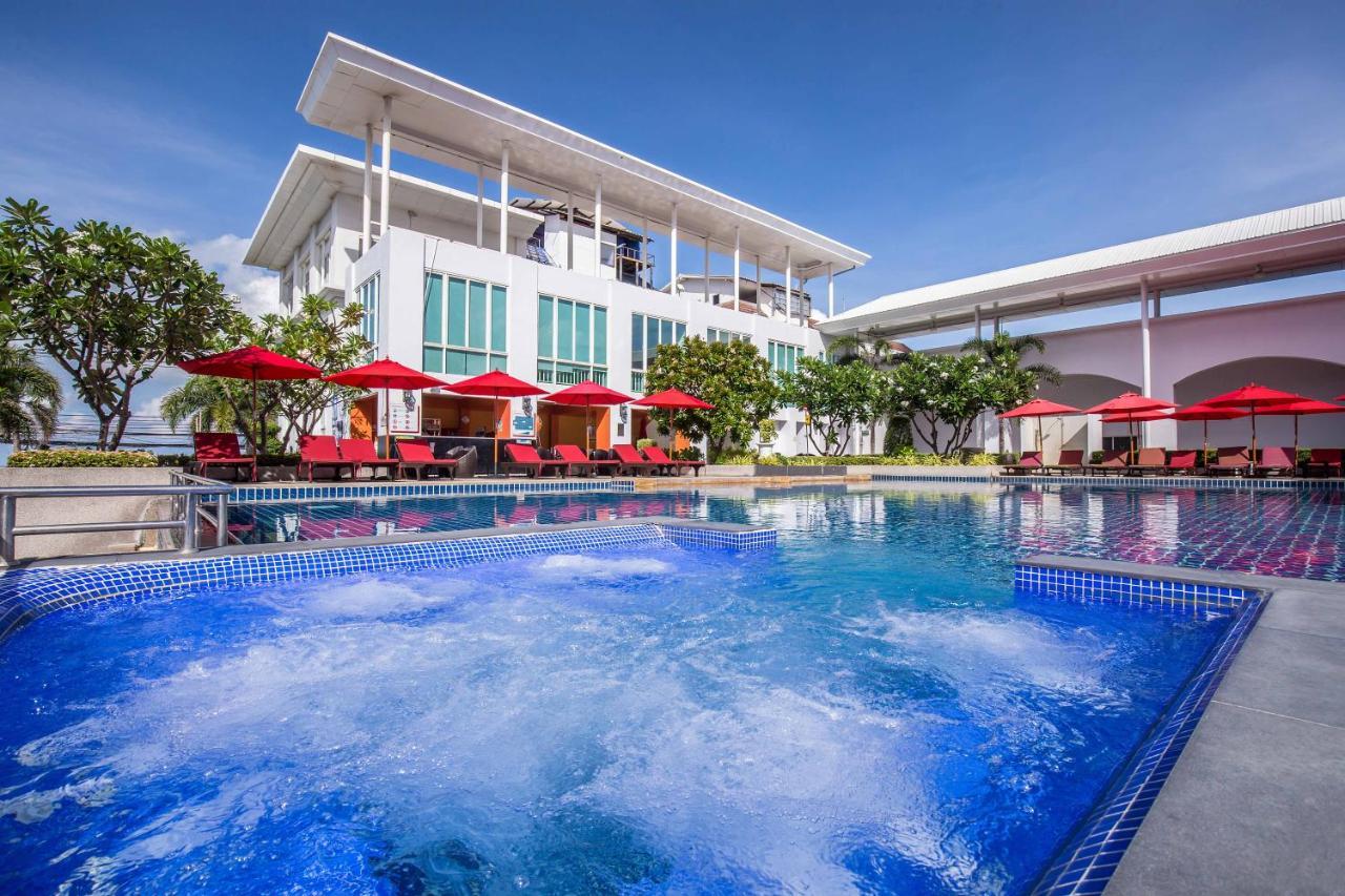 Hotel D Varee Beach, Pattaya 5*